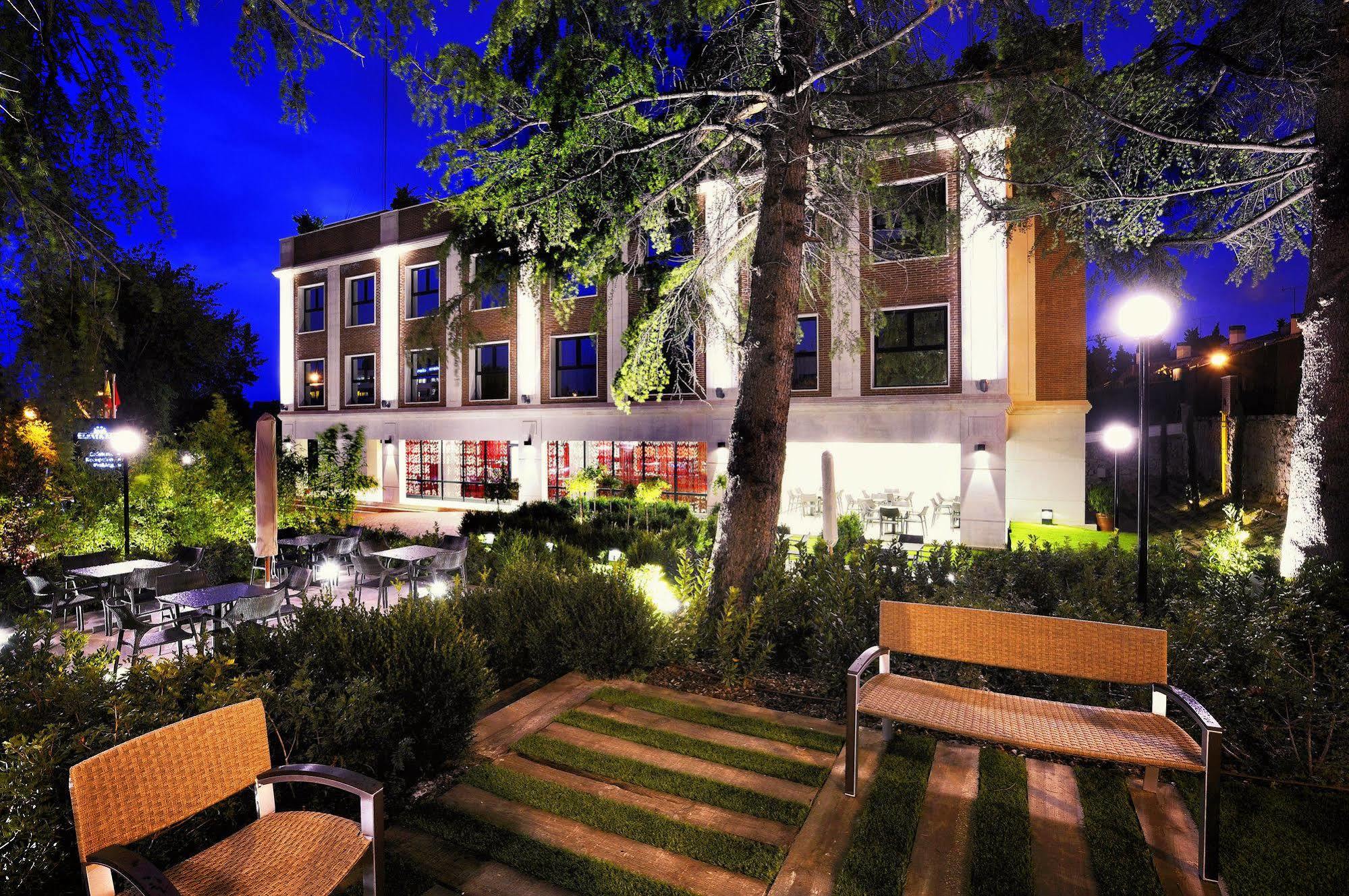 Hotel Dehesa Real Madrid Exterior foto